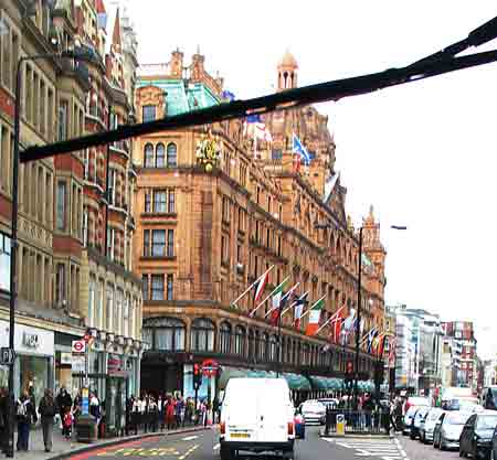 Harrods-050305-1147a