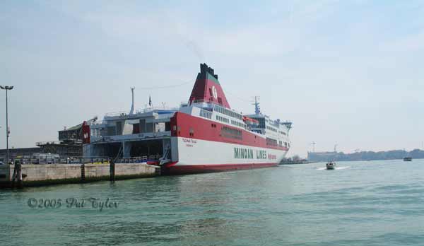 Ferry-043005-1148a